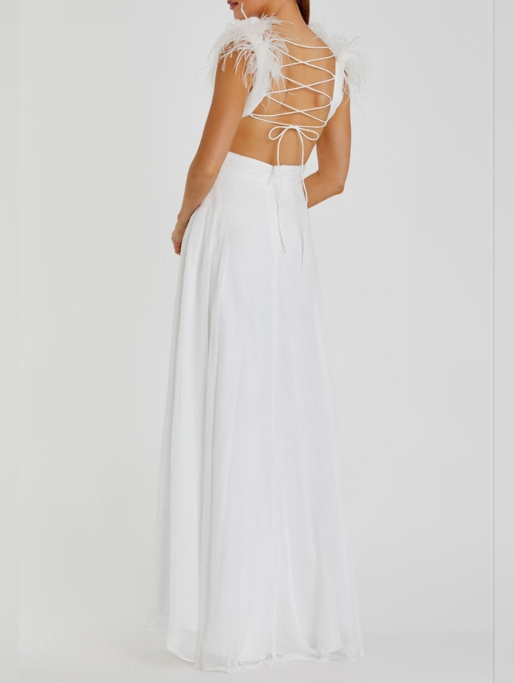 Mac Duggal 68113 White Plunge Ostrich Feather A-Line Corset Back Gown 6 NWT - Picture 7 of 16